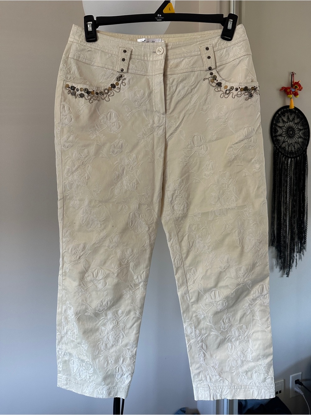 Embroidered Cream Women's Capri Pants